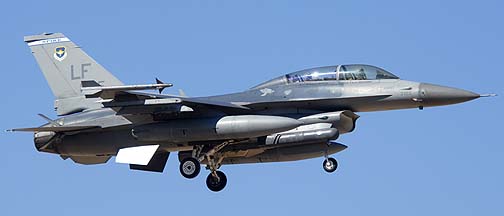 General Dynamics F-16D Block 25B Fighting Falcon 83-1185 of the 62nd Fighter Squadron Spike, Luke AFB, January 23, 2011